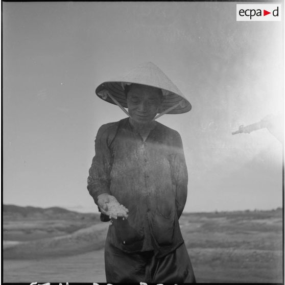 Portrait d'un saulnier à Hon Khoi.