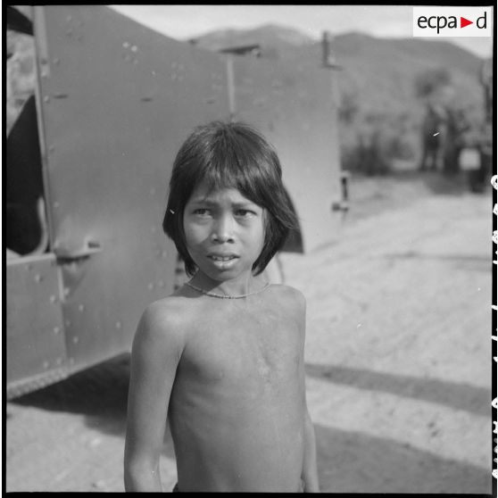 Portrait d'un enfant vietnamien à Nha Trang.
