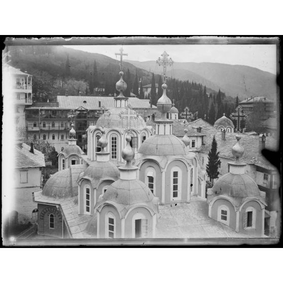 [Le monastère de Saint-Paul sur le mont Athos.]