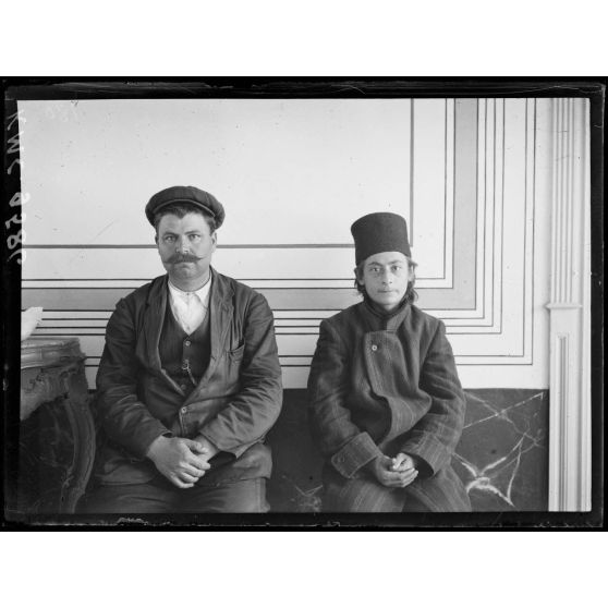 [Mont Athos. Portrait de deux hommes.]
