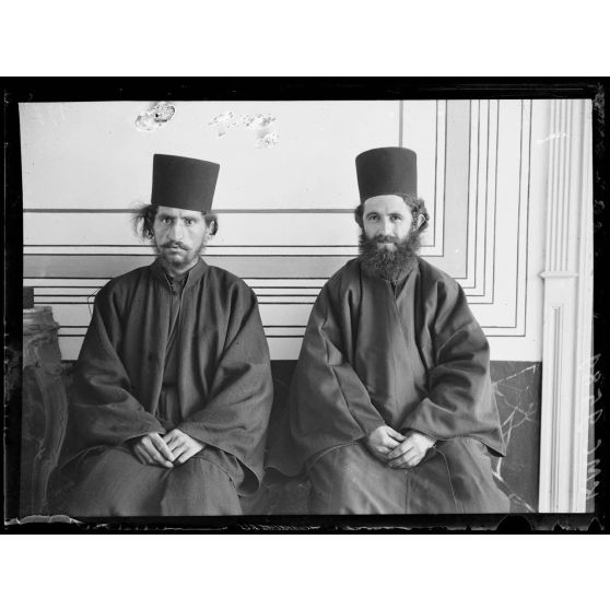 [Mont Athos. Portrait de deux moines.]