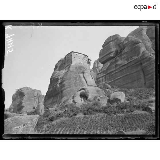 Météores (Thessalie). Monastère de Nicolass Kophinas. [légende d'origine]