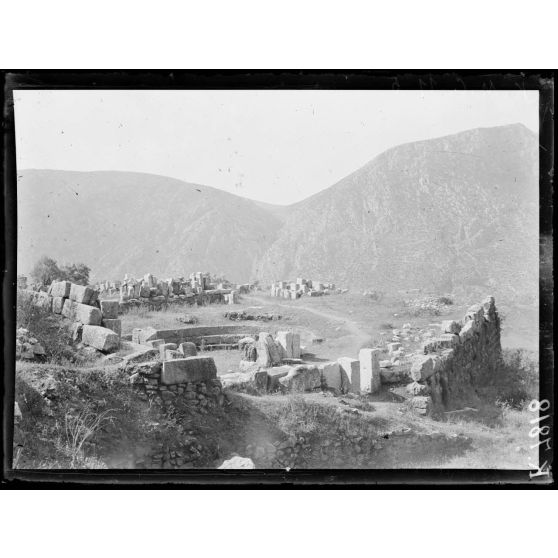 Delphes. La piscine (Marmaria). [légende d'origine]