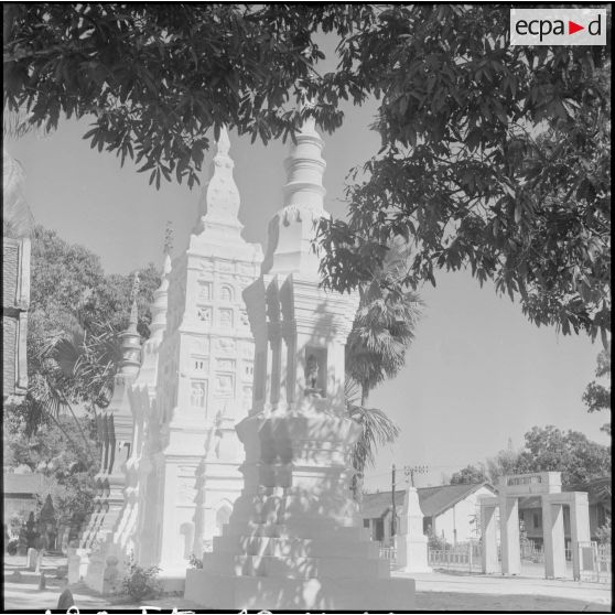 That de du président Kou Voravong au Vat Sainyaphum, à Savannakhet.