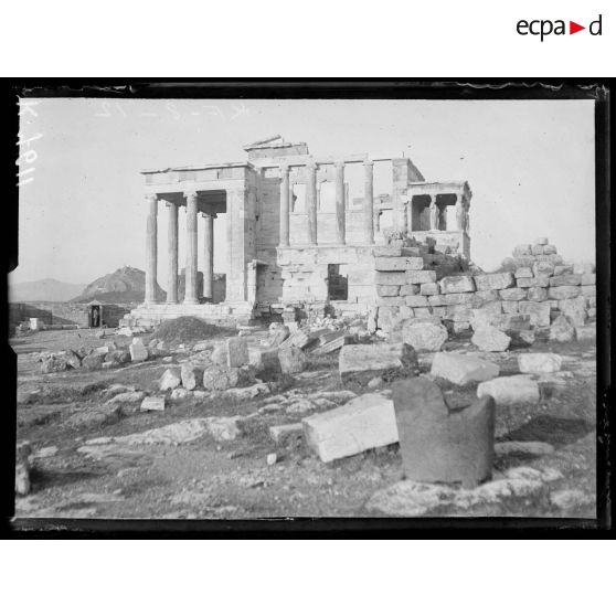 Athènes. L'Erechteïon. [légende d'origine]