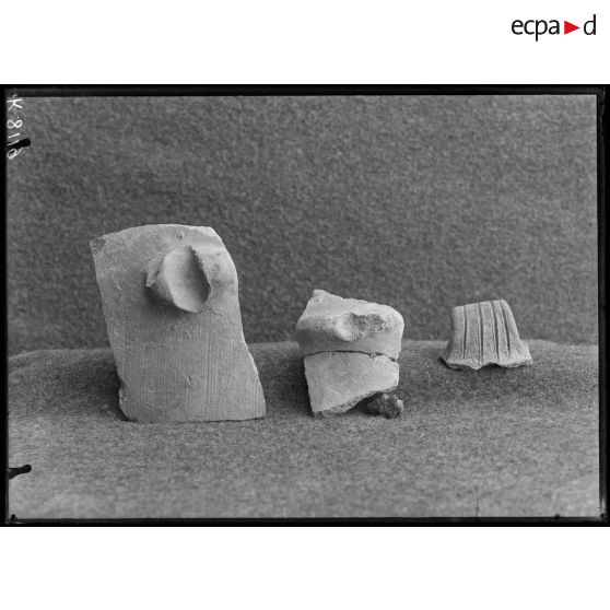 [Pièces archéologiques.]