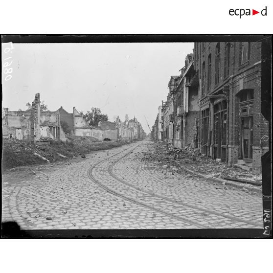 Armentières, la rue Denis Papin. [légende d'origine]