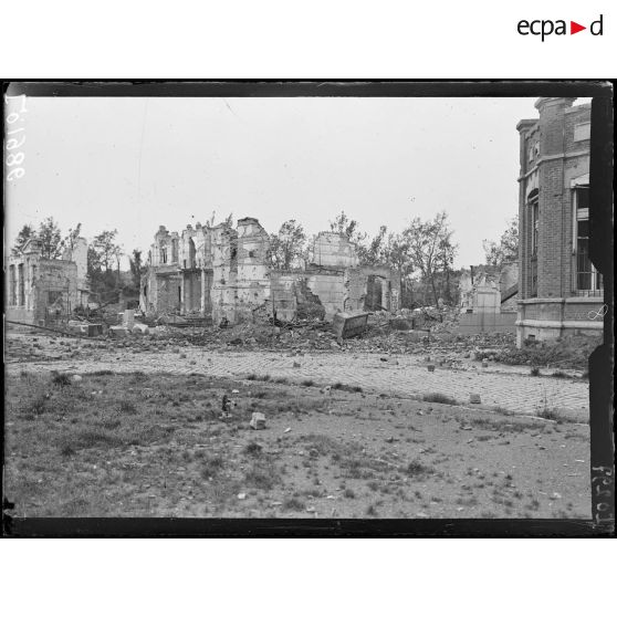 Armentières, la rue Denis Papin. [légende d'origine]