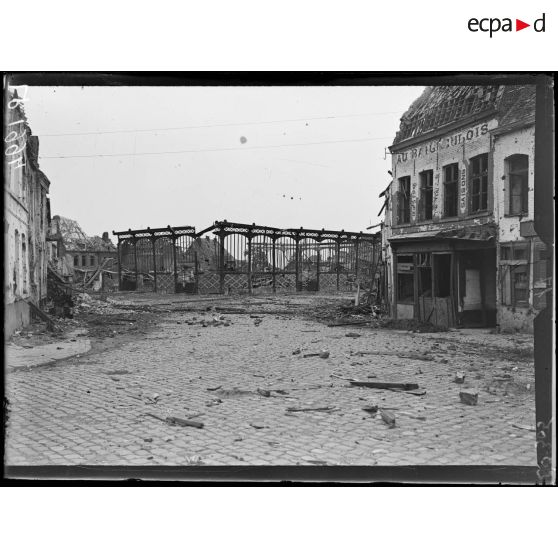 Armentières, la rue Denis Papin. [légende d'origine]