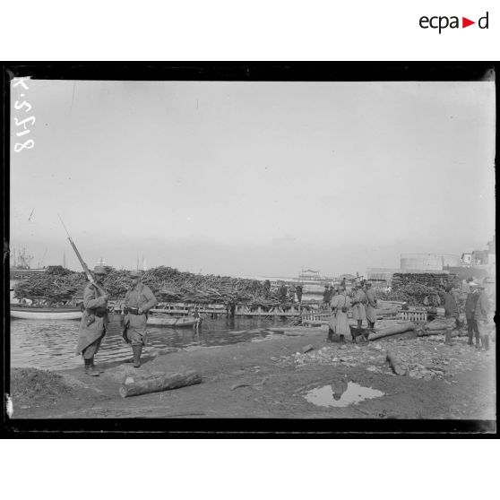 Salonique. Appontement de Betchinar. [légende d'origine]