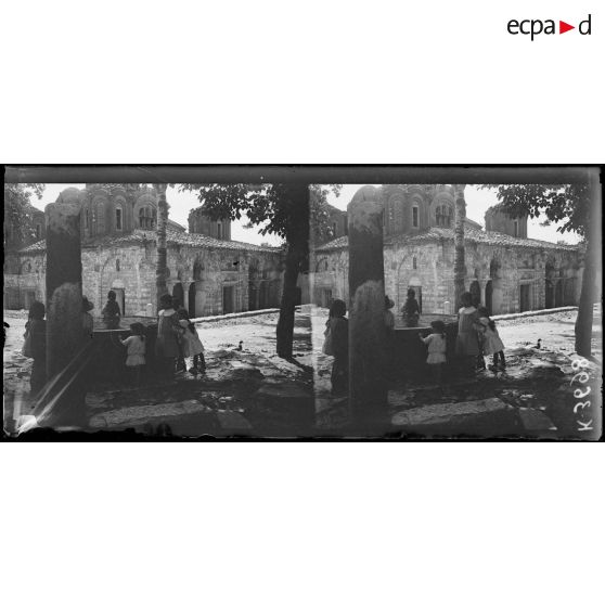 Salonique. Eglise des Saints Apôtres. [légende d'origine]