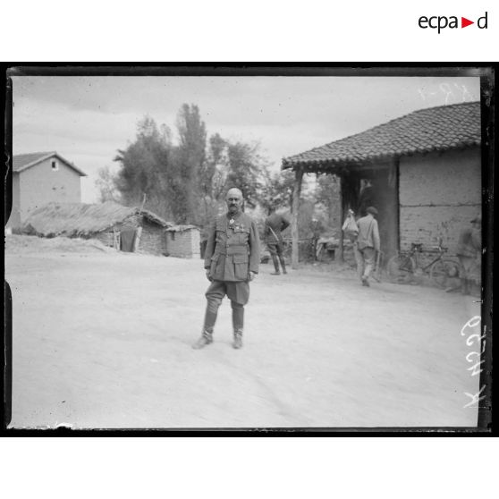 Boresnica. Général Gérôme commandant la 17e division infanterie. [légende d'origine]