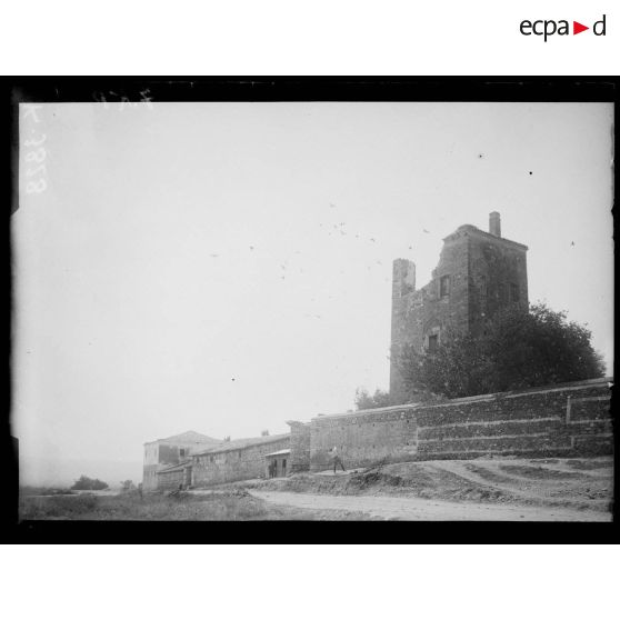 [Monument en ruine.]