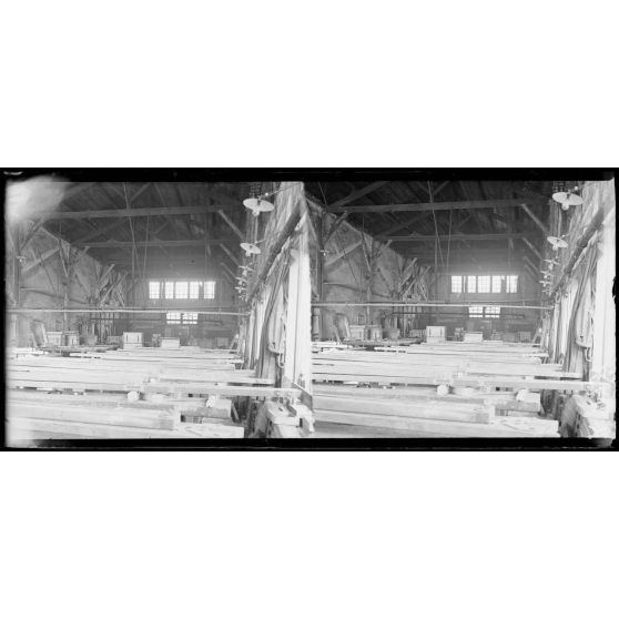 Vincennes. Ateliers de construction de l'intendance. Atelier des tentes. [légende d'origine]