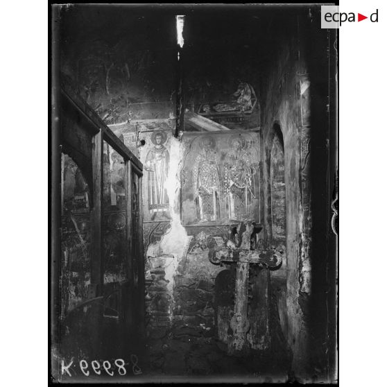 Marroutissa. Eglise de Saint Jean et de l'Assomption. Peintures byzantines du 10e au 11e siècles. [légende d'origine]