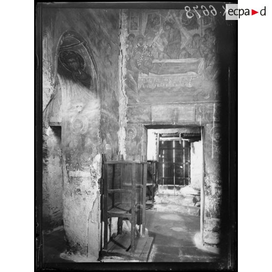 Kastoria. Eglise d'Atakchiarksi. Peintures à l'intérieur. [légende d'origine]