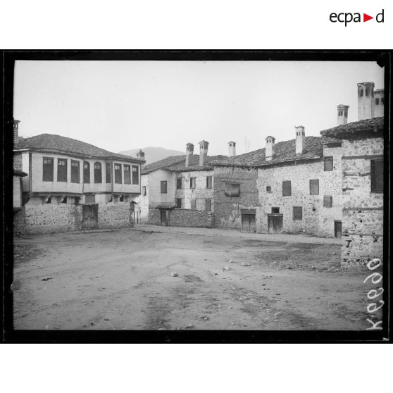 Kastoria. Petite place turque. [légende d'origine]
