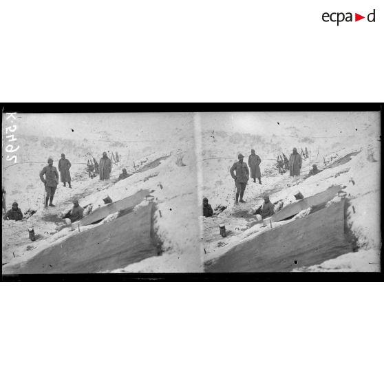 Devant Monastir. Abris des compagnies de contre-attaque. [légende d'origine]