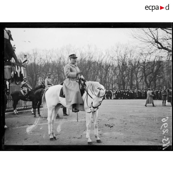 Metz, Lorraine, maréchal Pétain. [légende d'origine]