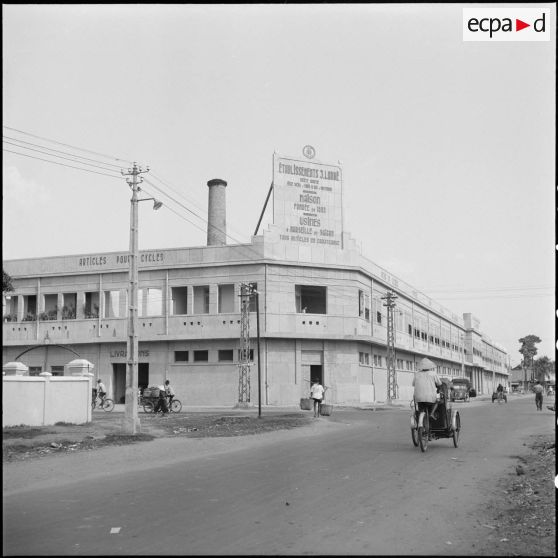 Usine de caoutchouc J. Labbé, Saigon.