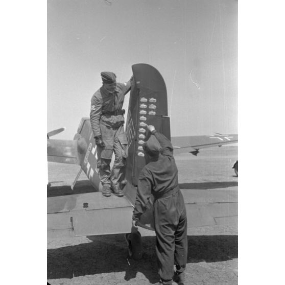 Rudolf-Heinz Ruffer opérant à bord d'un Henschel Hs-129 du Schlachtgeschwader 1 (SG 1).