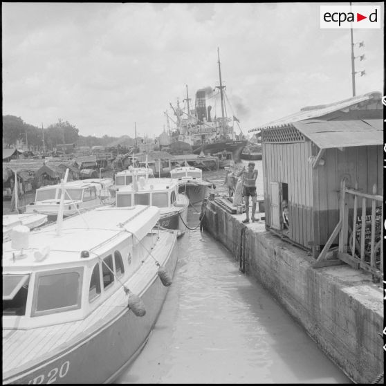 Port de Saigon.