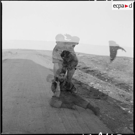 Vie en cantonnement. [Description en cours]