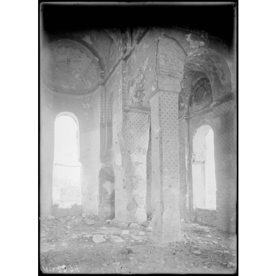Constantinople. Stamboul. Les ruines d'une église byzantine transformée en mosquée. [légende d'origine]