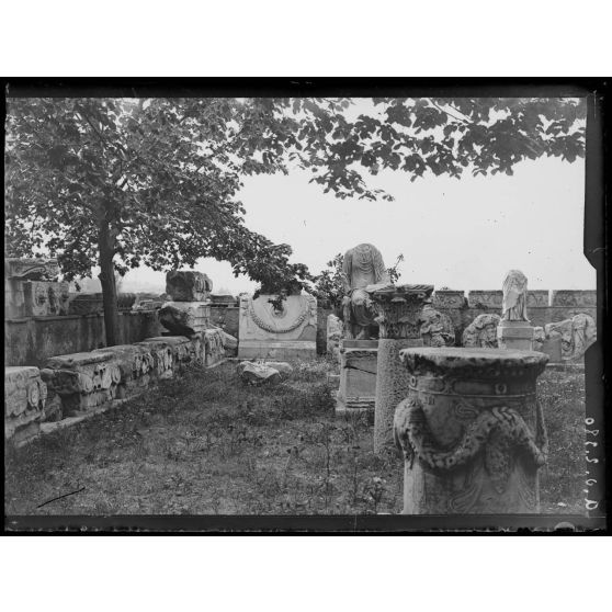 Constantinople. Types de [illisible]. [légende d'origine]