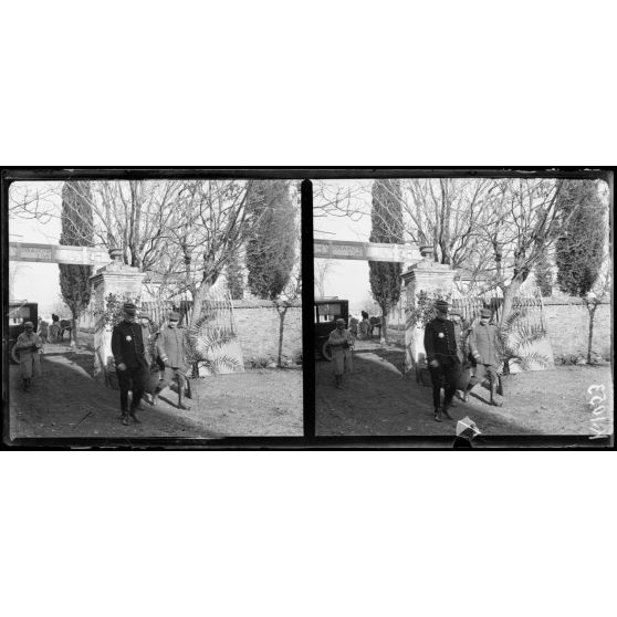 Salonique. Inauguration de l'Hôpital de Zeitenlick. [légende d'origine]