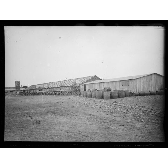 Villers-Cotterêts (Aisne), gare régulatrice des permissionnaires. [légende d'origine]
