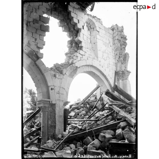 Ruines de l'église de Berzy-le-Sec. [légende d'origine]