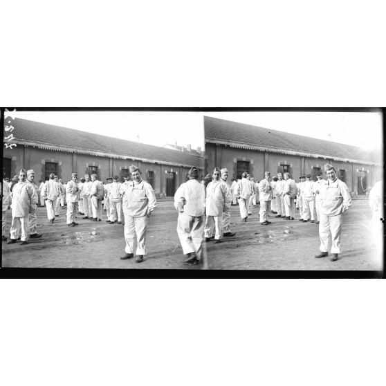 Orléans. La classe 1917. 131e régiment d'infanterie. [légende d'origine]