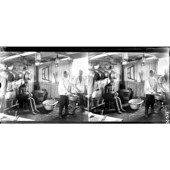 Aurillac. Ecole Albert. Les cuisines. [légende d'origine]