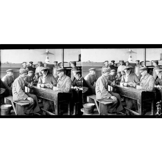 Aurillac. Ecole Albert. Prisonniers du Schleswig. [légende d'origine]