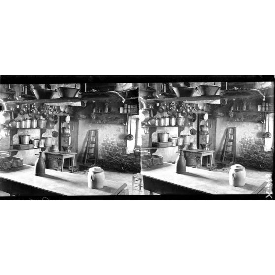 Aurillac. Ferme Fabrèges. La cuisine. [légende d'origine]