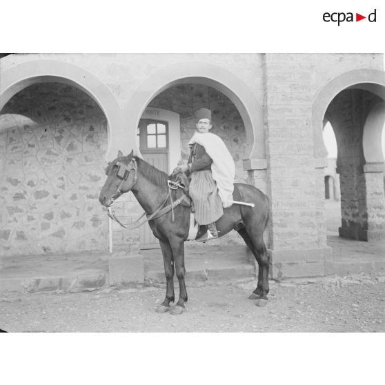 23. Veren spahi. [légende d'origine]