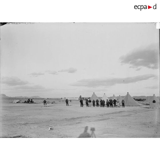 31. Campement de la 6e c[ompagn]ie du 2ème étranger. [légende d'origine]