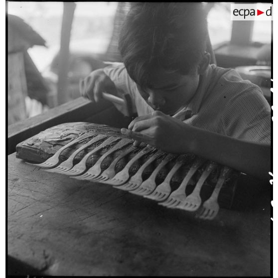 Ciseleur sur argent.