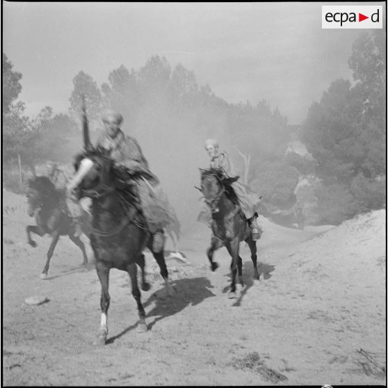 Présentation du 23e Régiment de Spahis.[Description en cours]