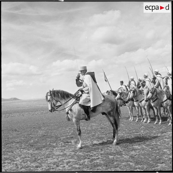 Présentation du 23e Régiment de Spahis.[Description en cours]