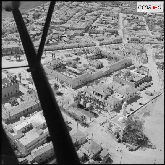 Vues aériennes de la ville de Saïda. [Description en cours]