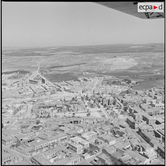 Vues aériennes de la ville de Saïda. [Description en cours]