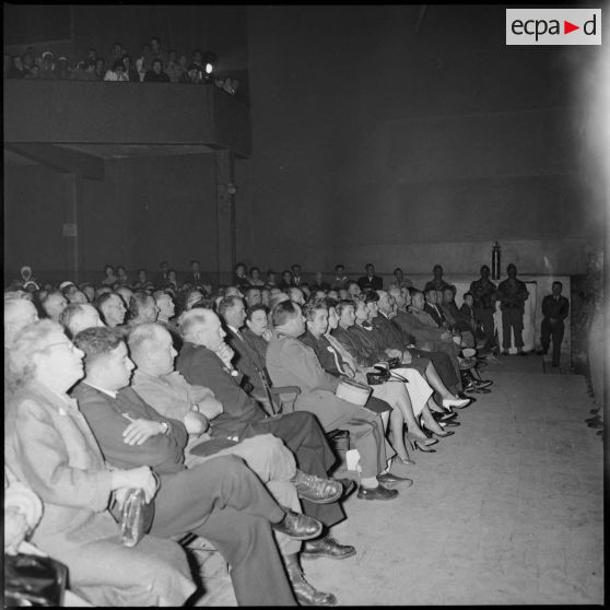 Conférence du colonel Bigeard à Saïda. [Description en cours]