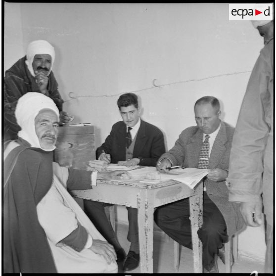 Elections municipales à Saïda (du 19 au 25 avril 1959). [Description en cours]