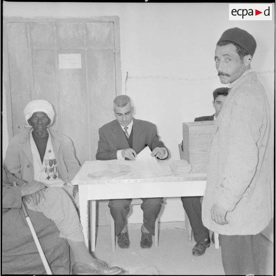 Elections municipales à Saïda (du 19 au 25 avril 1959). [Description en cours]