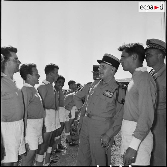 Célébrations sportives au regroupement de Cazorla. [Description en cours]