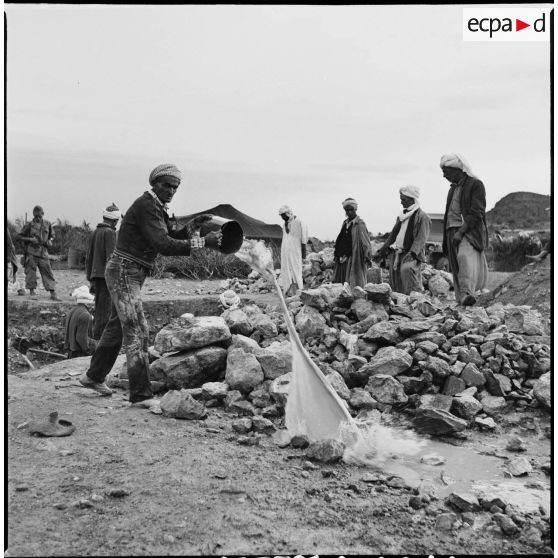 Chantier dans un regroupement. [Description en cours]