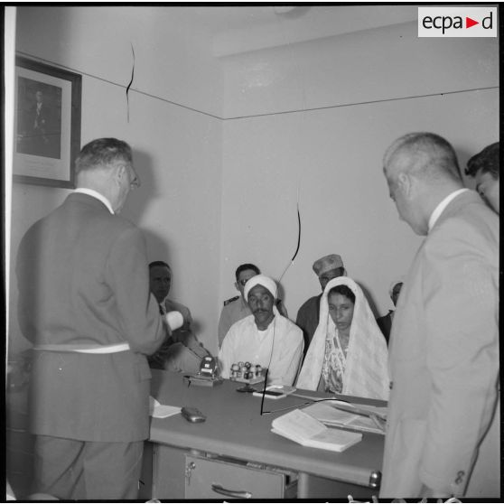 Célébration de mariage musulman. [Description en cours]