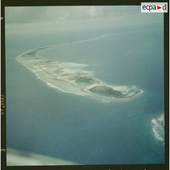 Vue aérienne de Moruroa-Hao[Description en cours]